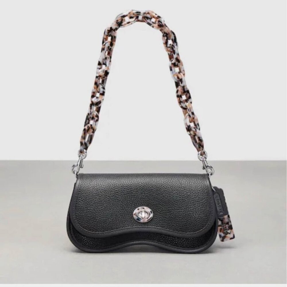 LIKE NEW Coachtopia Black Leather Crossbody Bag